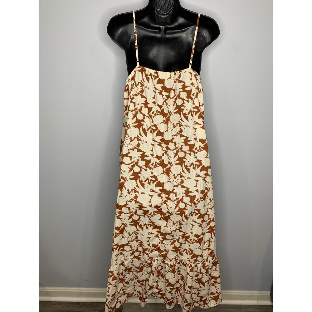 Universal Thread Women's L Brown, Cream Adjustable Spaghetti Strap Smocked Dress - Picture 5 of 8